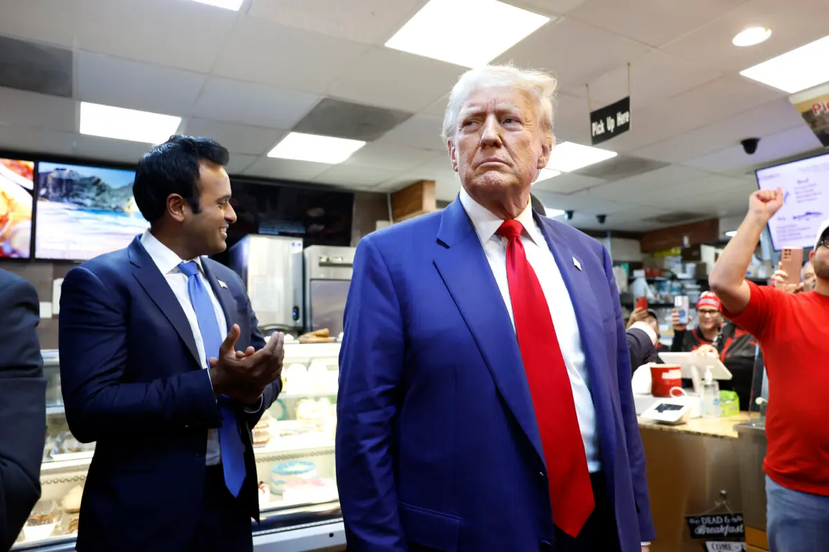 Former President Donald Trump visits Havana Express Cuban Kitchen and Bakery in Las Vegas on Oct. 24, 2024. Trump was joined by Vivek Ramaswamy. (Anna Moneymaker/Getty Images)