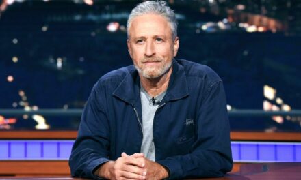 Democrat legend attacks Jon Stewart of ‘The Daily Show’  for lying to Democrats