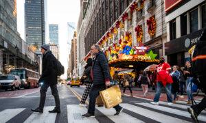 Americans Plan Record Spending Over Christmas Amid Post-Election Sentiment Lift