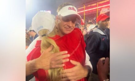 A Modern Family: Lane Kiffin And Daughter Shared A Moment On Saturday That Was Building Since Auburn Decision