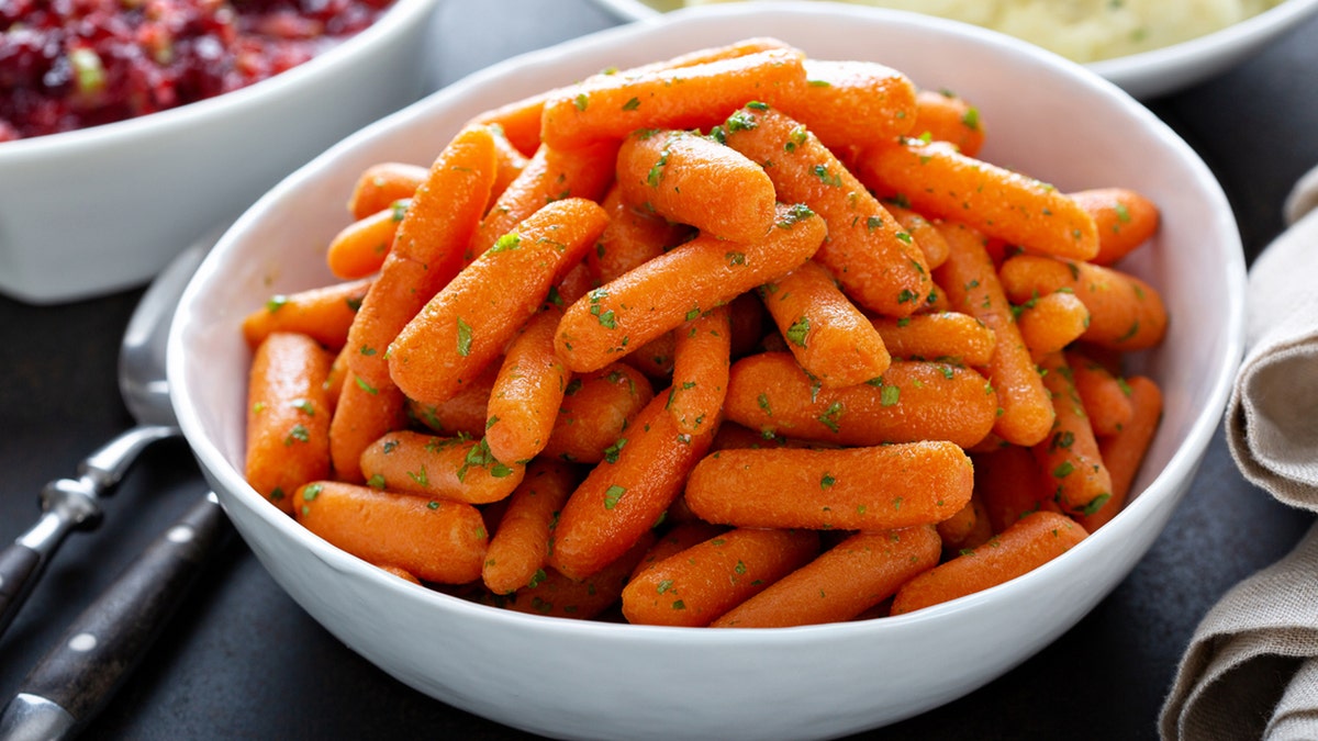 Roasted carrots with fresh herbs