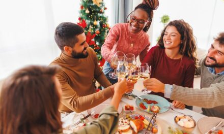 Entertain with ease: 10 entertaining essentials to simplify your holiday hosting