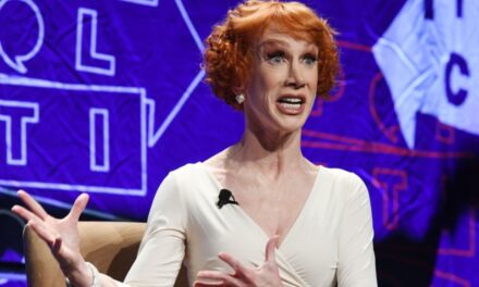 A Homeless Looking Kathy Griffin Has The Meltdown Of The Week Over Donald Trump