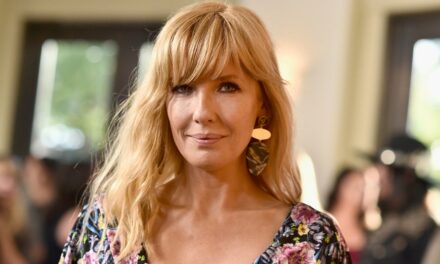 ‘Yellowstone’ star Kelly Reilly believes Hollywood can be a ‘cyclone of bulls— and fakeness’