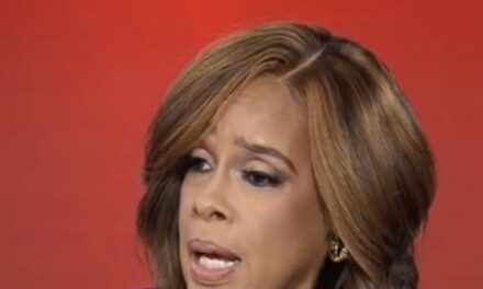 CBS’s Gayle King to Hakeem Jeffries on 2024 Democrat Election Loss: ‘It Wasn’t Close’