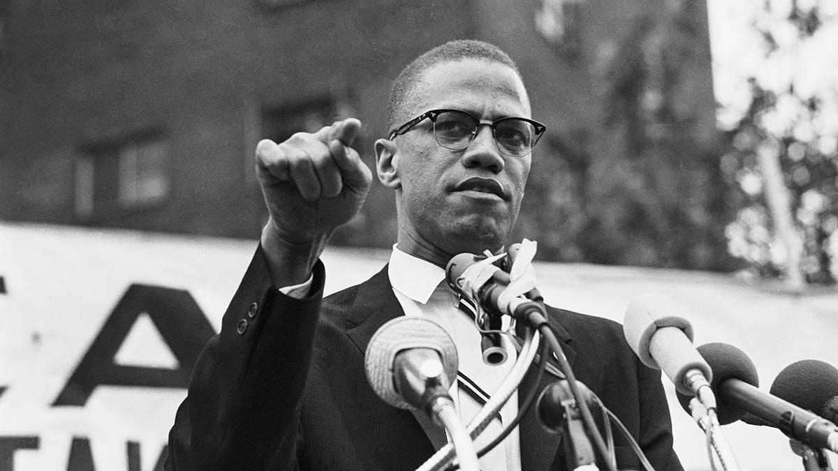 Malcolm X speaking in Harlem