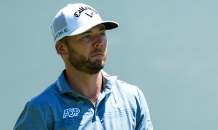 PGA Tour star Sam Burns shows support for Trump in hunting photo