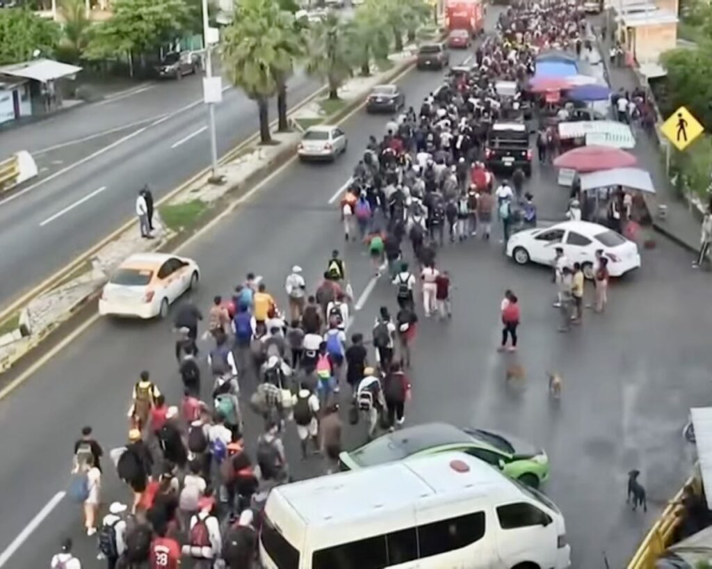 Another Migrant Caravan Departs Tapachula, Chipas (Cartel Chronicles/Breitbart Texas)