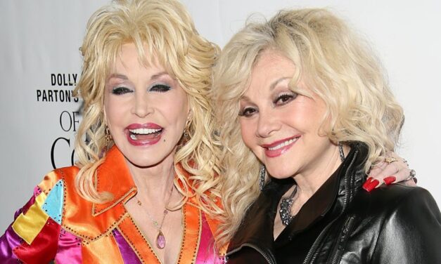 It Appears Donald Trump Has Broken Dolly Parton’s Wacky Sister