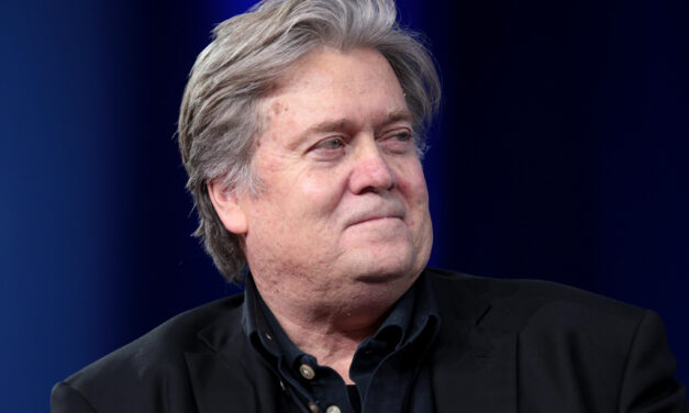 Steve Bannon issues 90-second WARNING to deep state at Trump victory party