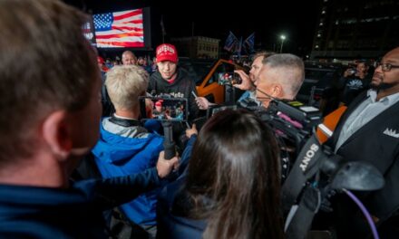 Sticker Mule CEO who Erected Massive VOTE FOR TRUMP Sign in NY State Files to Run for Elise Stefanik’s Seat in Congress