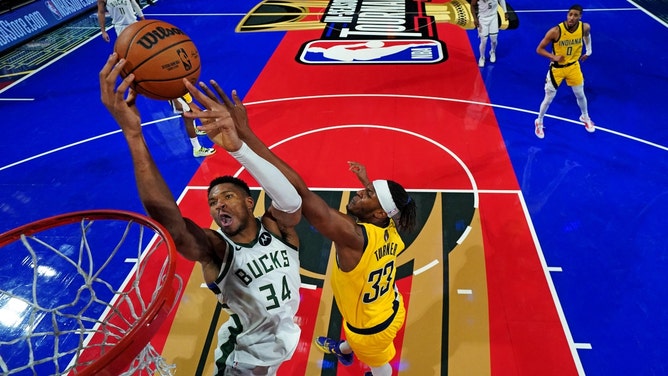 Indiana Pacers C Myles Turner blocks Milwaukee Bucks All-Star Giannis Antetokounmpo in the 2023 NBA Cup Semifinal at T-Mobile Arena in Las Vegas. (Kyle Terada-Imagn Images)