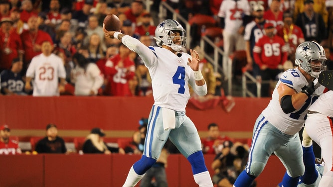 Dallas Cowboys QB Dak Prescott throws the ball against the San Francisco 49ers at Levi's Stadium on Sunday Night Football in NFL Week 8. (Kelley L Cox-Imagn Images)