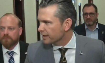 “I Don’t Feel the Need to Respond to CNN” – Pete Hegseth Lights Up Reporter (VIDEO)