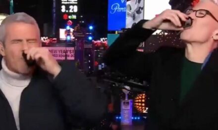 CNN Hosts Booze it Up 5 Minutes Into New Year’s Eve Show; Anderson Cooper Spazzes Out After Downing Shots of Tequila (VIDEO)