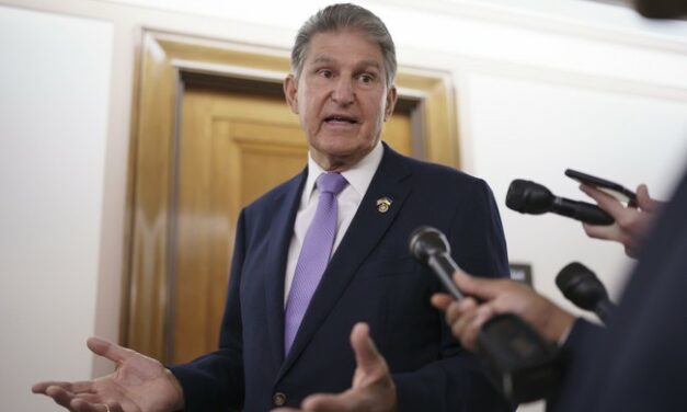 Joe Manchin Tells Democrats ‘No’ One Last Time