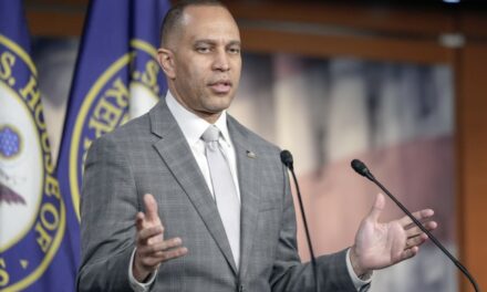 Hakeem Jeffries Doesn’t Get DOGE Because Smaller, More Efficient Government Is Foreign to Democrats