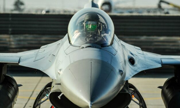 The F-16 Fighter Falcon Has 1 Secret That Makes It So Dangerous