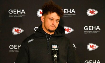 Patrick Mahomes on whether he’ll play through ankle injury: ‘Don’t want to put yourself in harm’s way’