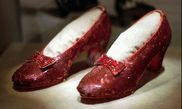 Ruby Slippers Worn By Judy Garland in ‘Wizard of Oz’ to be Auctioned Off 20 Years After Being Stolen