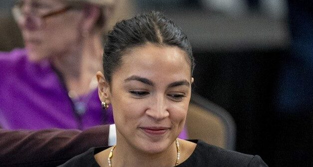 Democrats Reject Alexandria Ocasio-Cortez for Top Oversight Committee Post