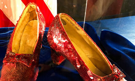 PHOTO: Iconic Ruby Slippers Worn in ‘the Wizard of Oz’ Sell for $28 Million at Auction