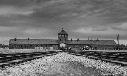 Netanyahu Might Not Be Able to Attend Auschwitz Liberation Anniversary for Disgusting Reason