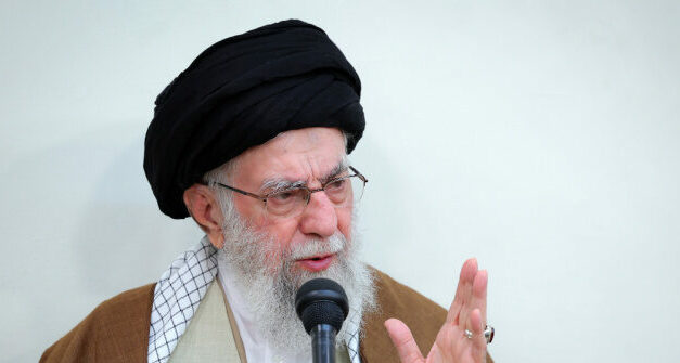 Iran’s Ayatollah Khamenei Calls on Syrians to Overthrow Rebel Government