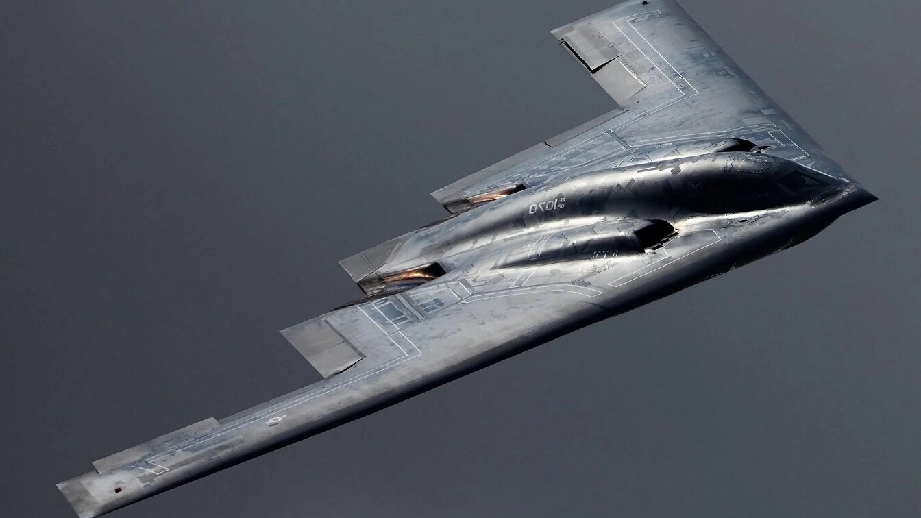 Artist image of B-2 Spirit. The B-21 Raider will look similar.