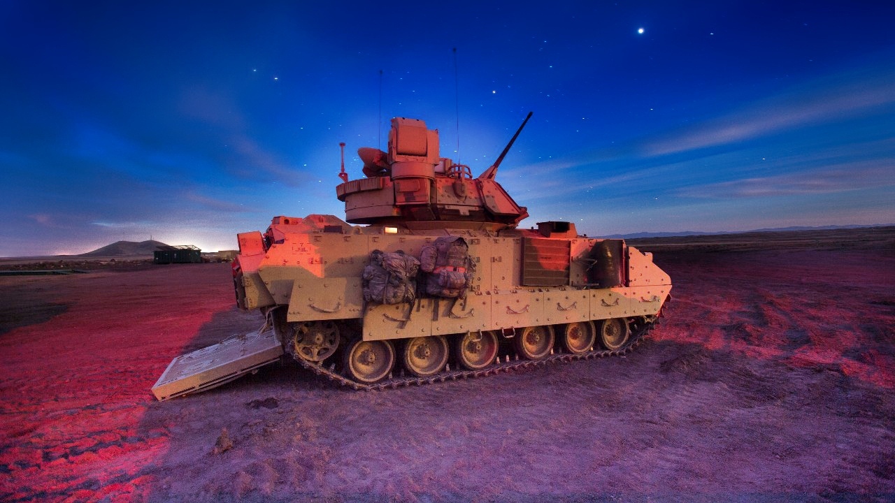 Engineers with the 116th Brigade Engineer Battalion conduct M2A3 Bradley fighting vehicle gunnery qualification on March 27, 2018, Orchard Combat Training Center, south of Boise, Idaho. Combat engineers with the 116th BEB trained through gunnery table XII, evaluating their ability to execute collective platoon-level tasks in a tactical live-fire environment; including integrating dismounted soldiers with their assigned BFV. (U.S. Army National Guard photo by 1LT Robert Barney)