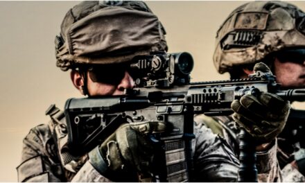 Special Operations Vet Reveals Best Gun For A Shootout: WATCH