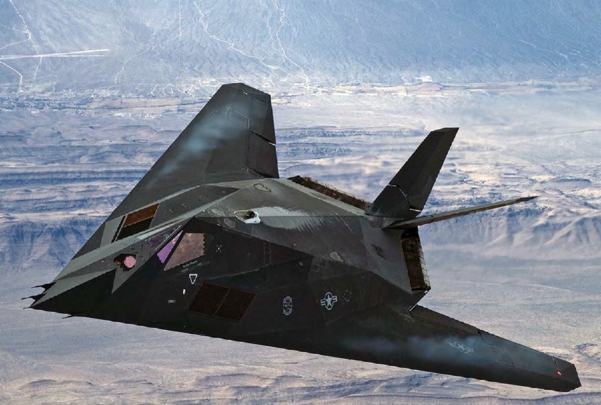 F-117 Nighthawk 