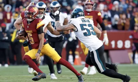 NFL roundup: Jalen Hurts injured as Eagles fall to Commanders