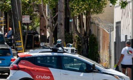 Self-Driving Disaster: GM Exits Robotaxi Market, Folds Cruise into Tech Team