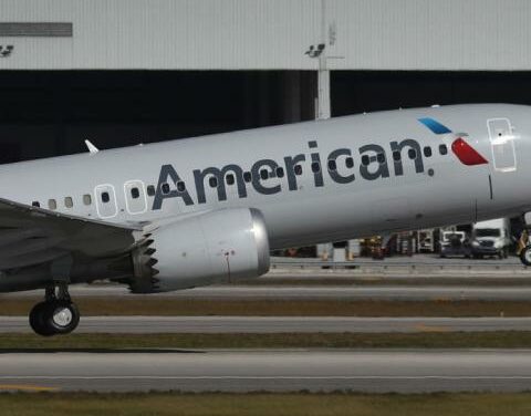 American Airlines resumes flights after FAA temporarily grounded them over technical issue