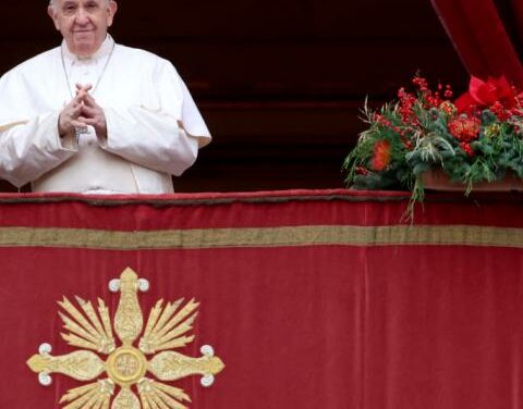 Pope Francis on Christmas calls for end of world’s conflicts and silencing of weapons