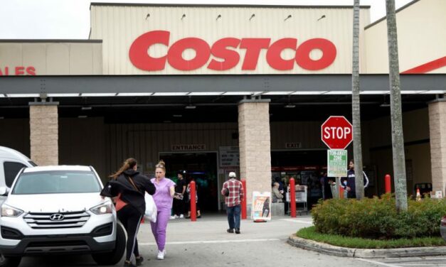 Costco Is Switching From Pepsi To Coke In 2025