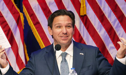 DeSantis Gloats: Florida Economy Grows Faster amid Migrant Crackdown