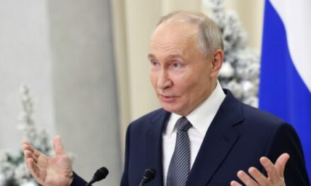 Putin Apologizes to Azerbaijani Leader for ‘Tragic Incident’ Following Crashed Plane