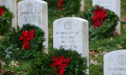 Pro-veterans group lays wreaths on millions of fallen soldiers’ gravestones before Christmas