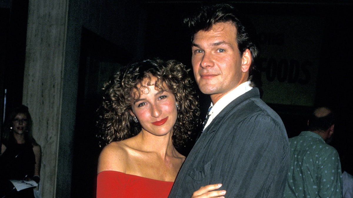 Jennifer Grey and Patrick Swayze at the premiere of 