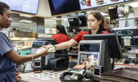 Federal data says California lost 4,256 fast food jobs since $20 wage took effect