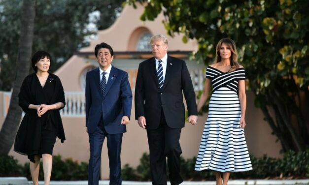 Trump Hosts Widow of Former Japanese Prime Minister Abe at Mar-a-Lago