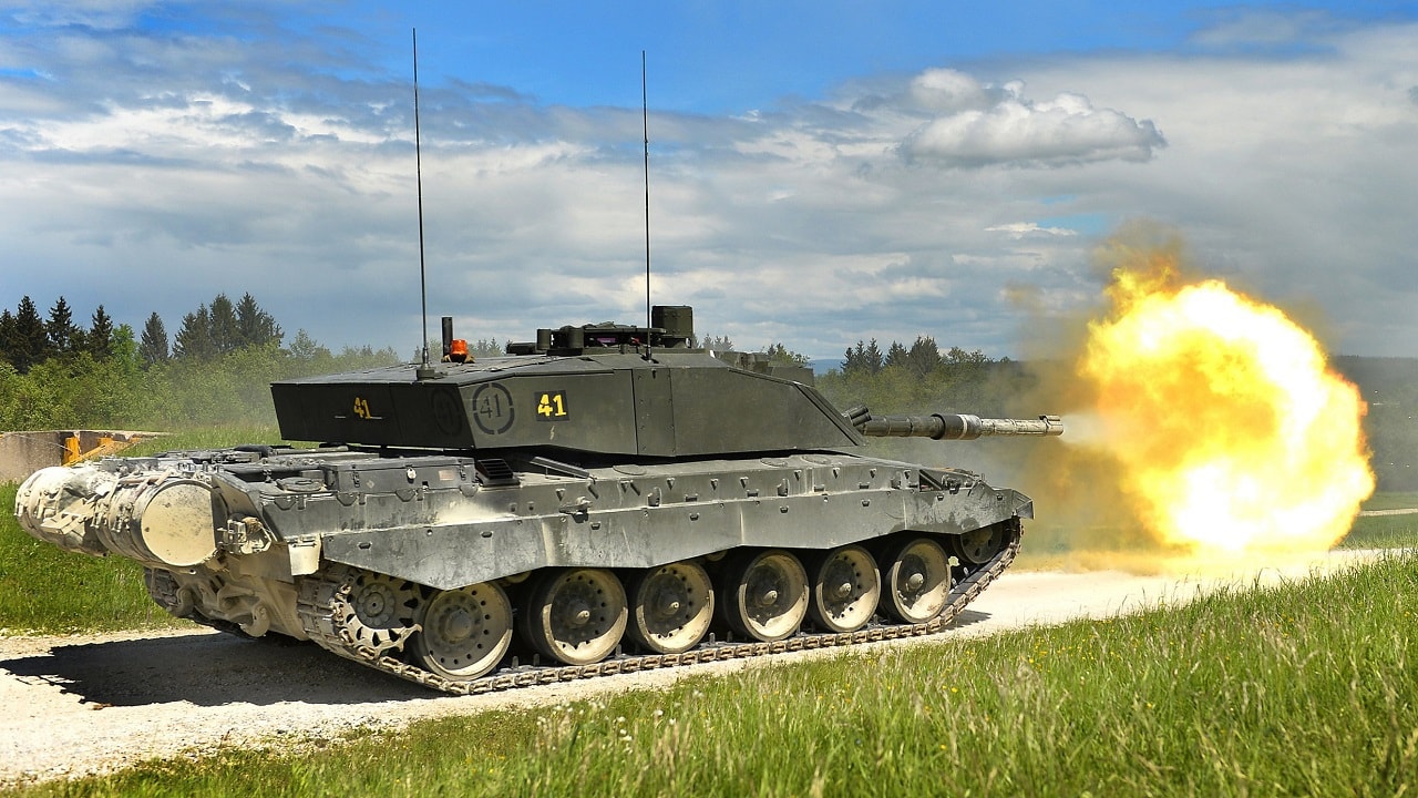 Challenger 2 Tank