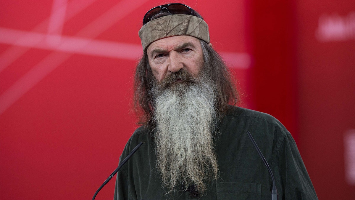 Phil Robertson on stage