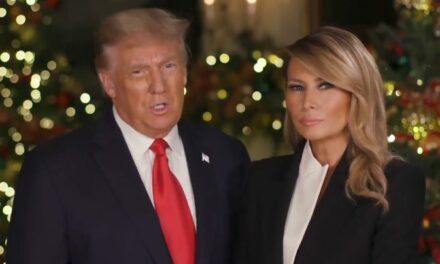 Trump Reveals Melania’s 1-Minute Morning Ritual That He Absolutely Loves