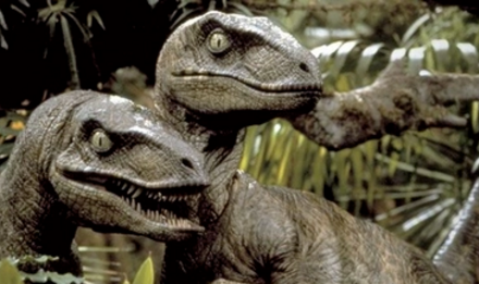 CNN’s Jake Tapper Reheats Leftist Hot Take on Trump as Vicious ‘Jurassic Park’ Velociraptor