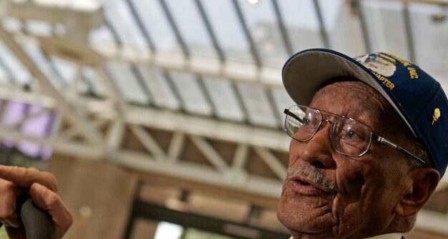 Memphis’s Last Surviving Tuskegee Airman Dies at 99