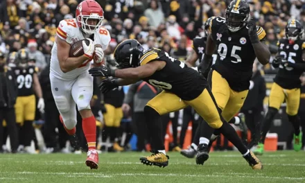 Kelce brings in franchise record 77th receiving touchdown as Chiefs win on Christmas