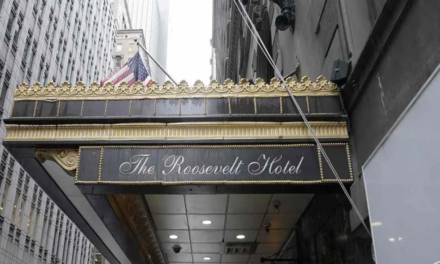 Vivek Ramaswamy Blasts NYC for $220 Million Migrant Deal With Pakistani-owned Hotel